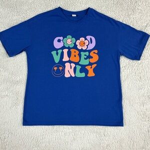 Vibrant Blue and Green Short Sleeve Tee with Graphic Design